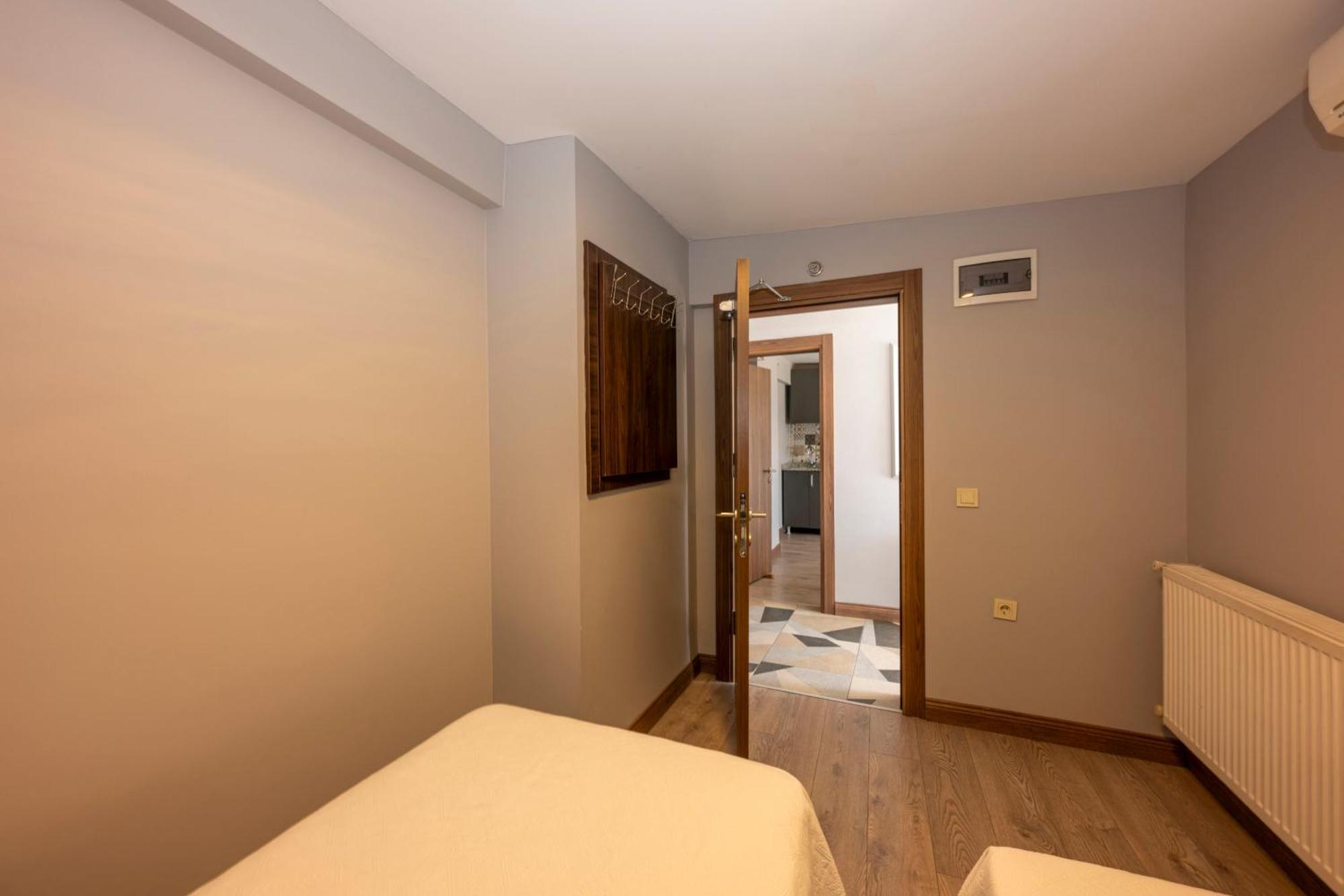 Comfort Suites Hotel Истанбул Екстериор снимка