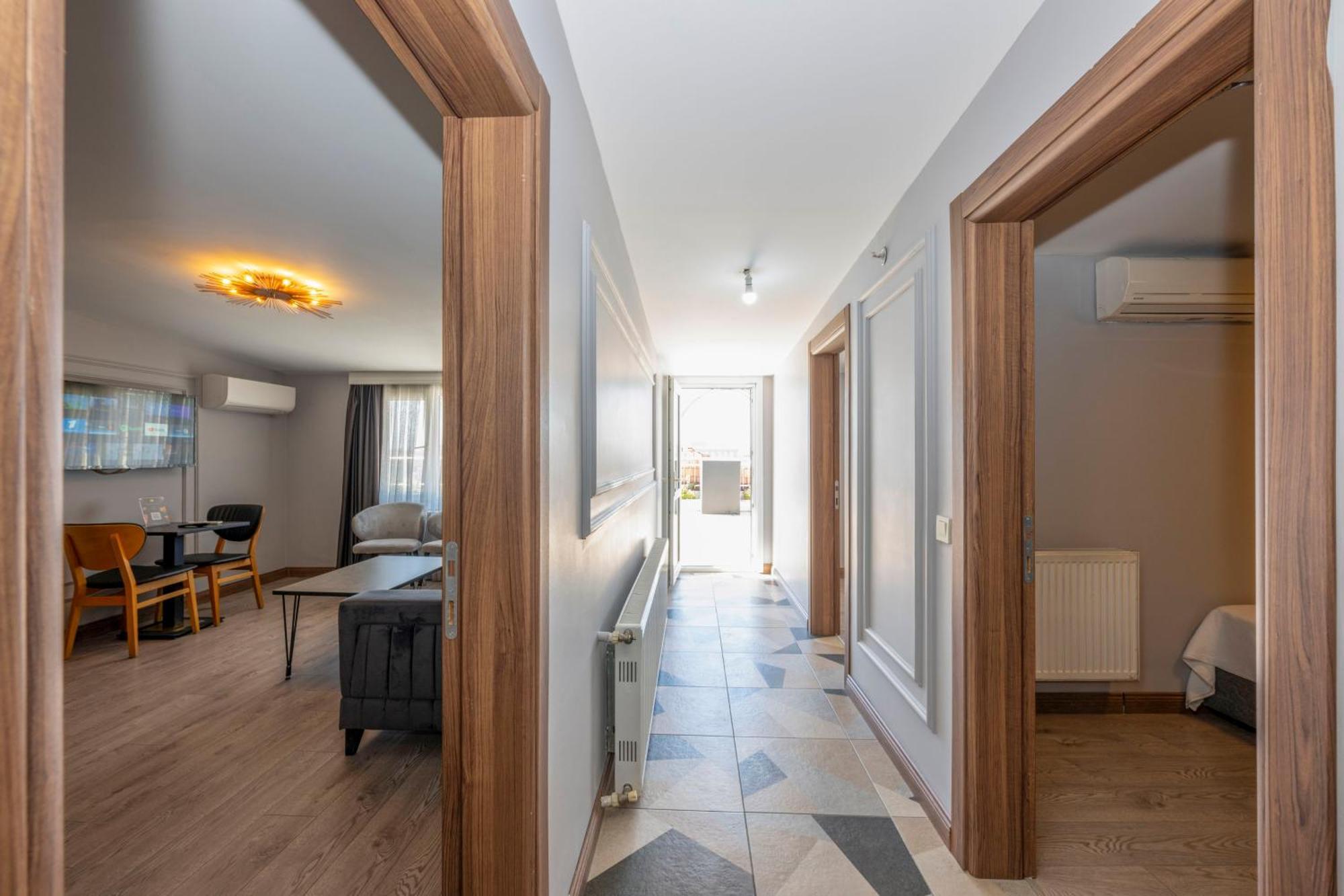 Comfort Suites Hotel Истанбул Екстериор снимка