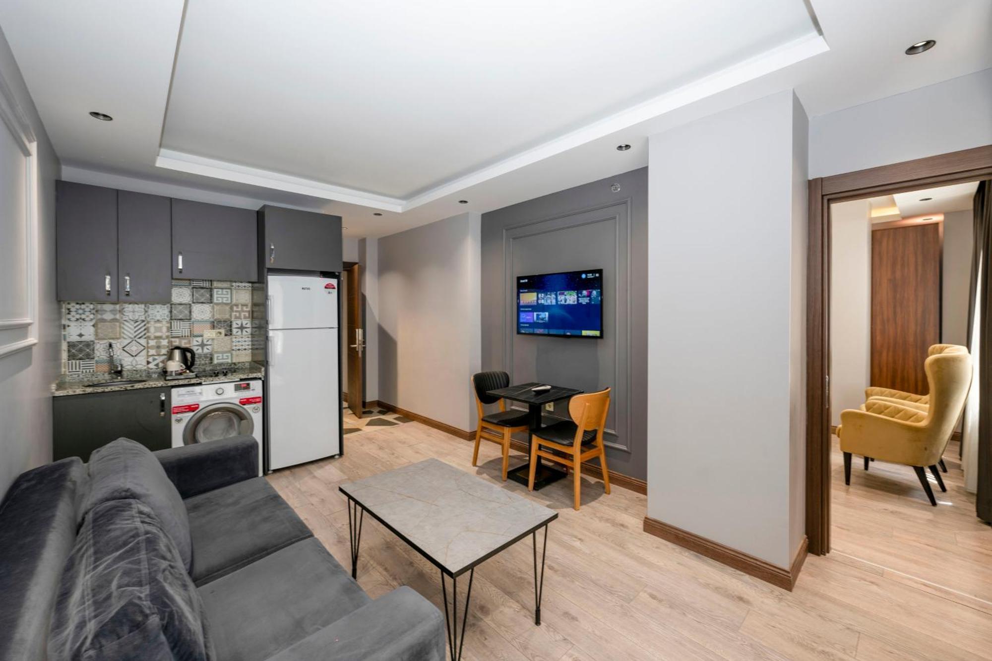 Comfort Suites Hotel Истанбул Екстериор снимка