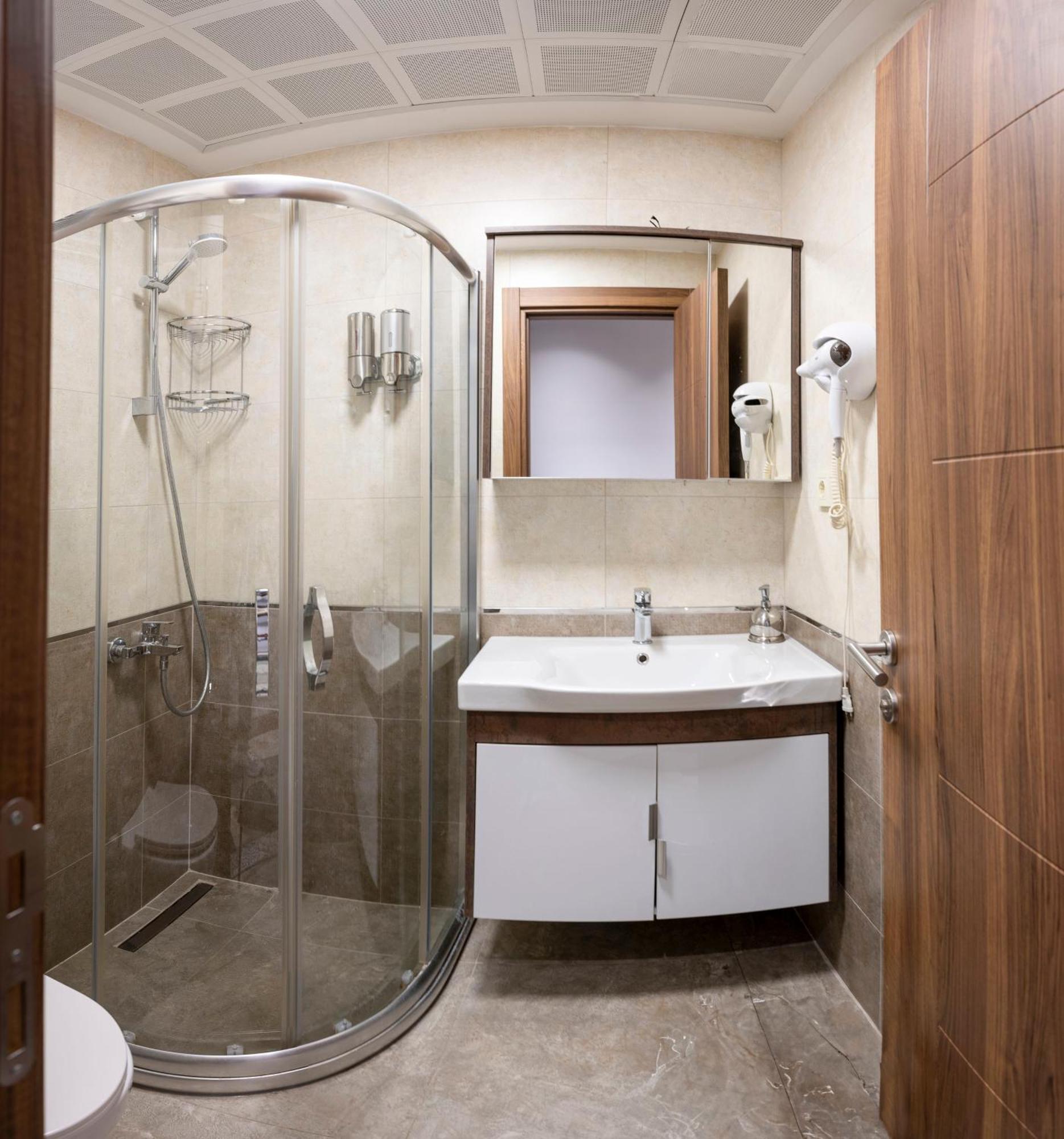 Comfort Suites Hotel Истанбул Екстериор снимка