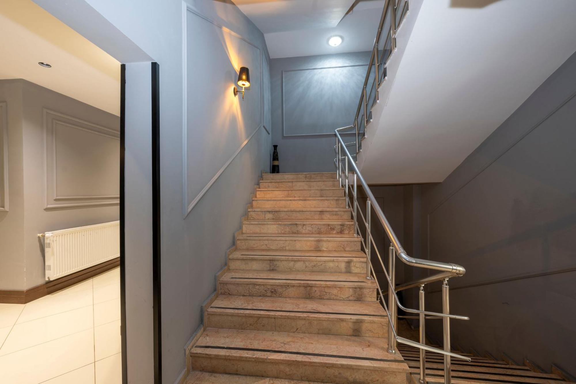 Comfort Suites Hotel Истанбул Екстериор снимка
