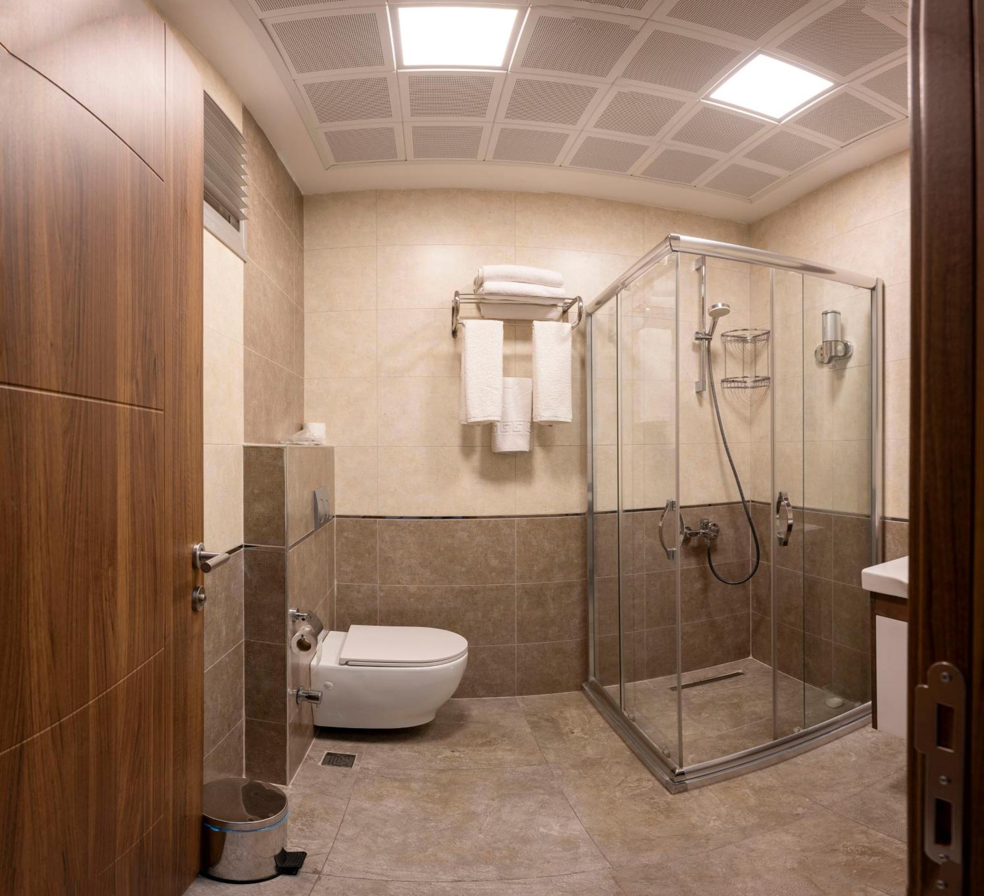 Comfort Suites Hotel Истанбул Екстериор снимка